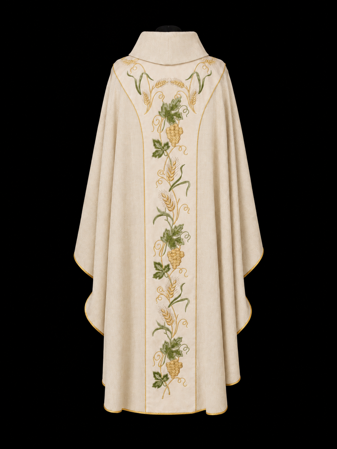Casulla de terciopelo con estolón beige bordado con IHS