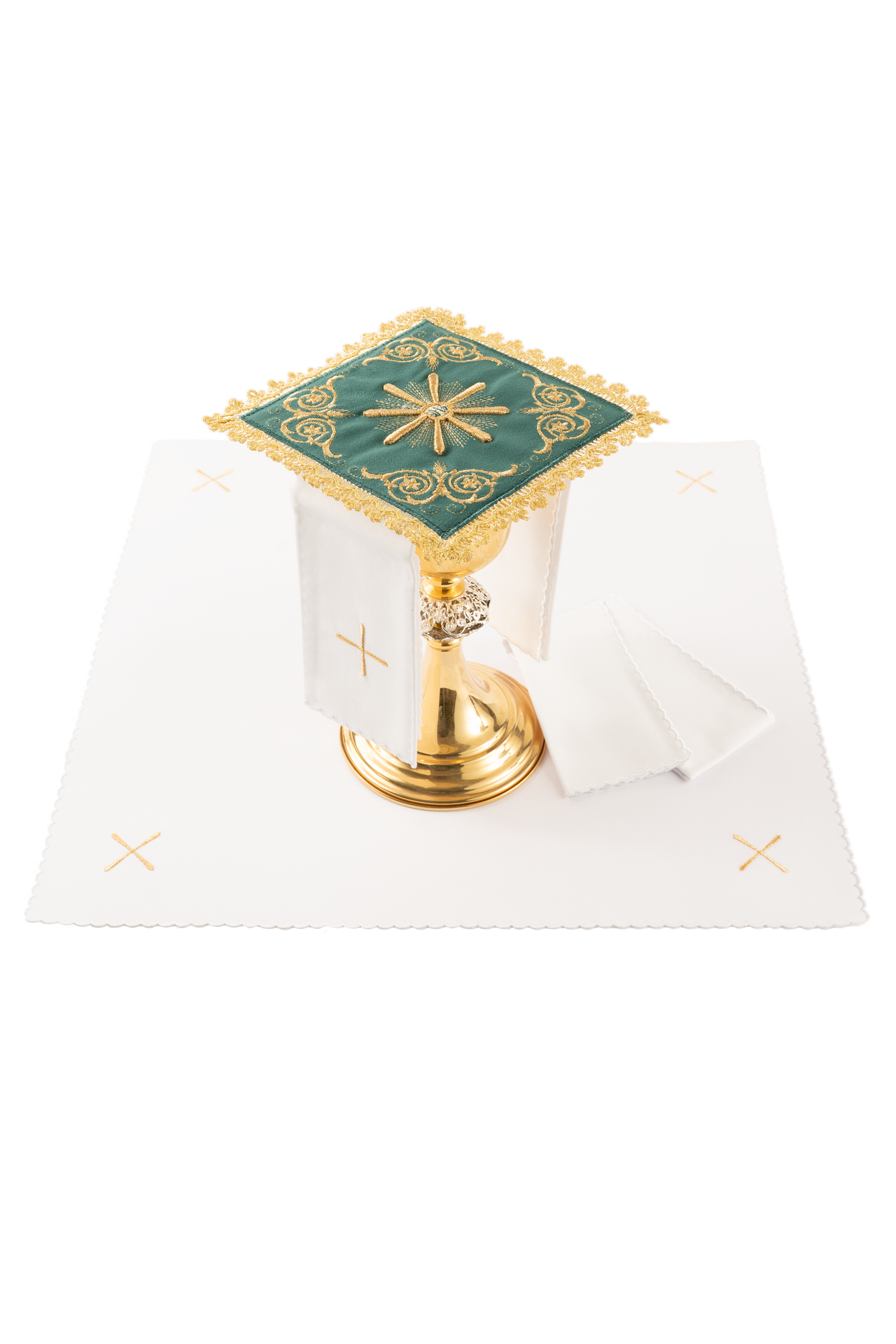 Servicio de altar bordado en terciopelo verde