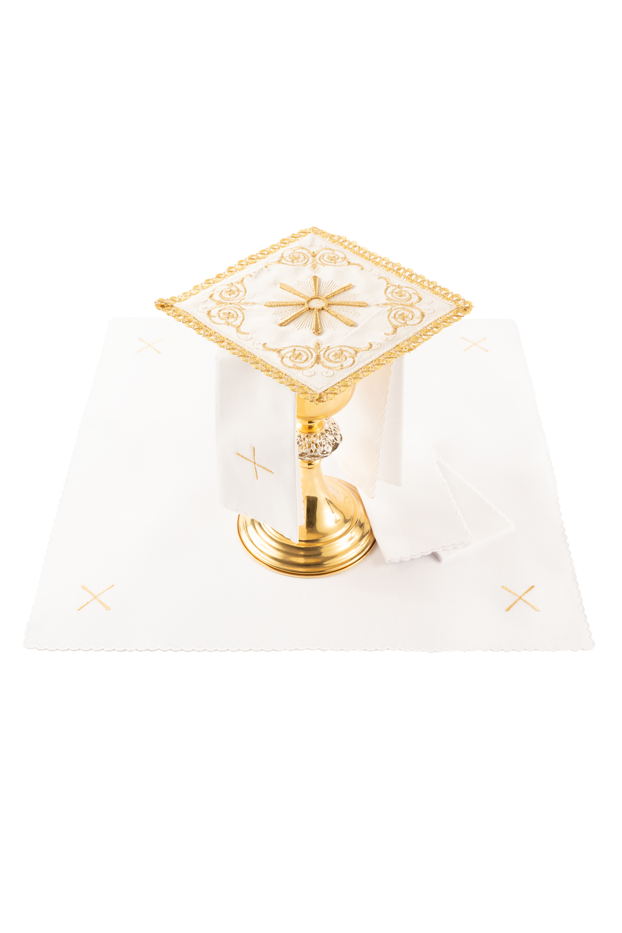 Servicio de altar bordado en terciopelo color ecru