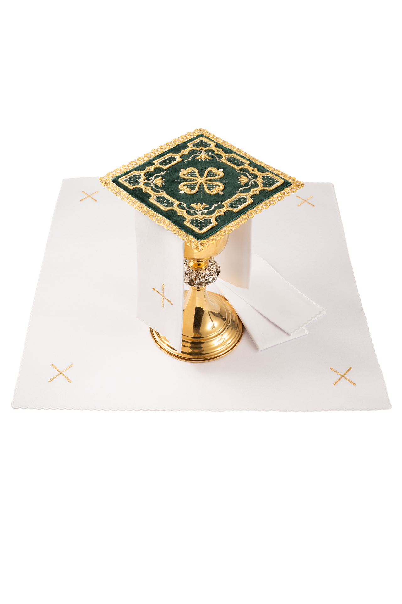 Servicio de altar bordado en terciopelo verde