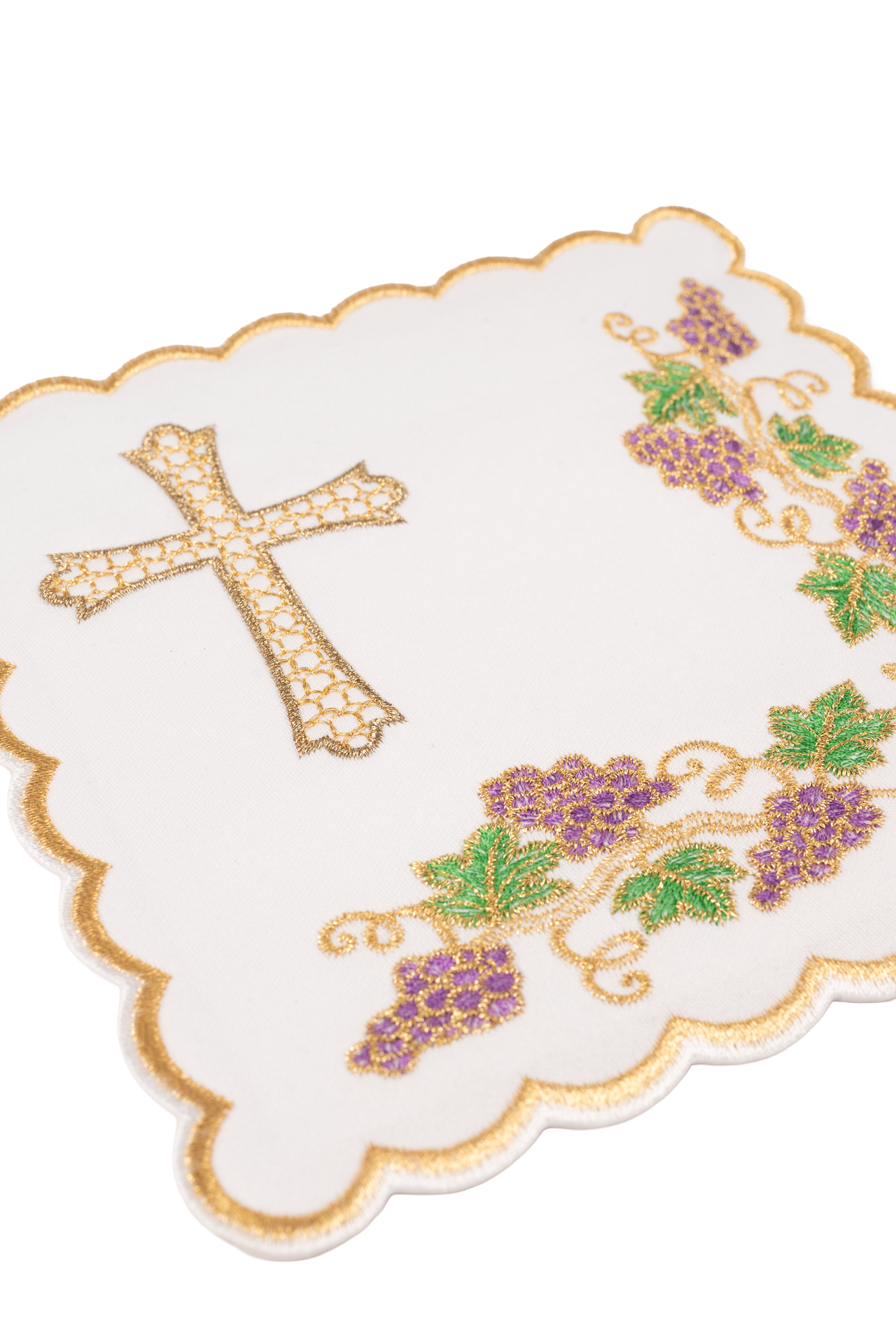 Servicio de altar con motivo de vid y cruz