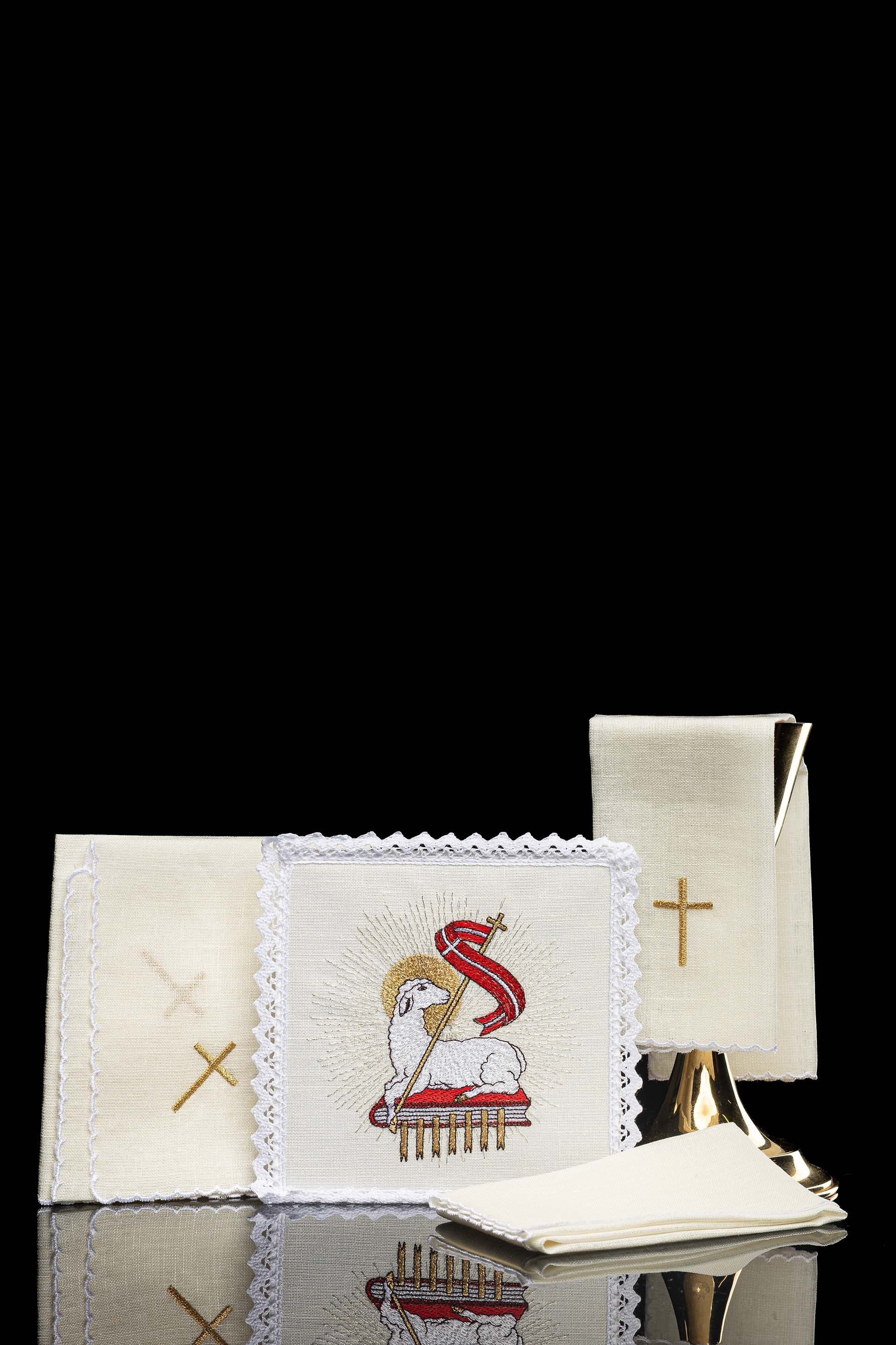Servicio de altar lino con bordado Cordero