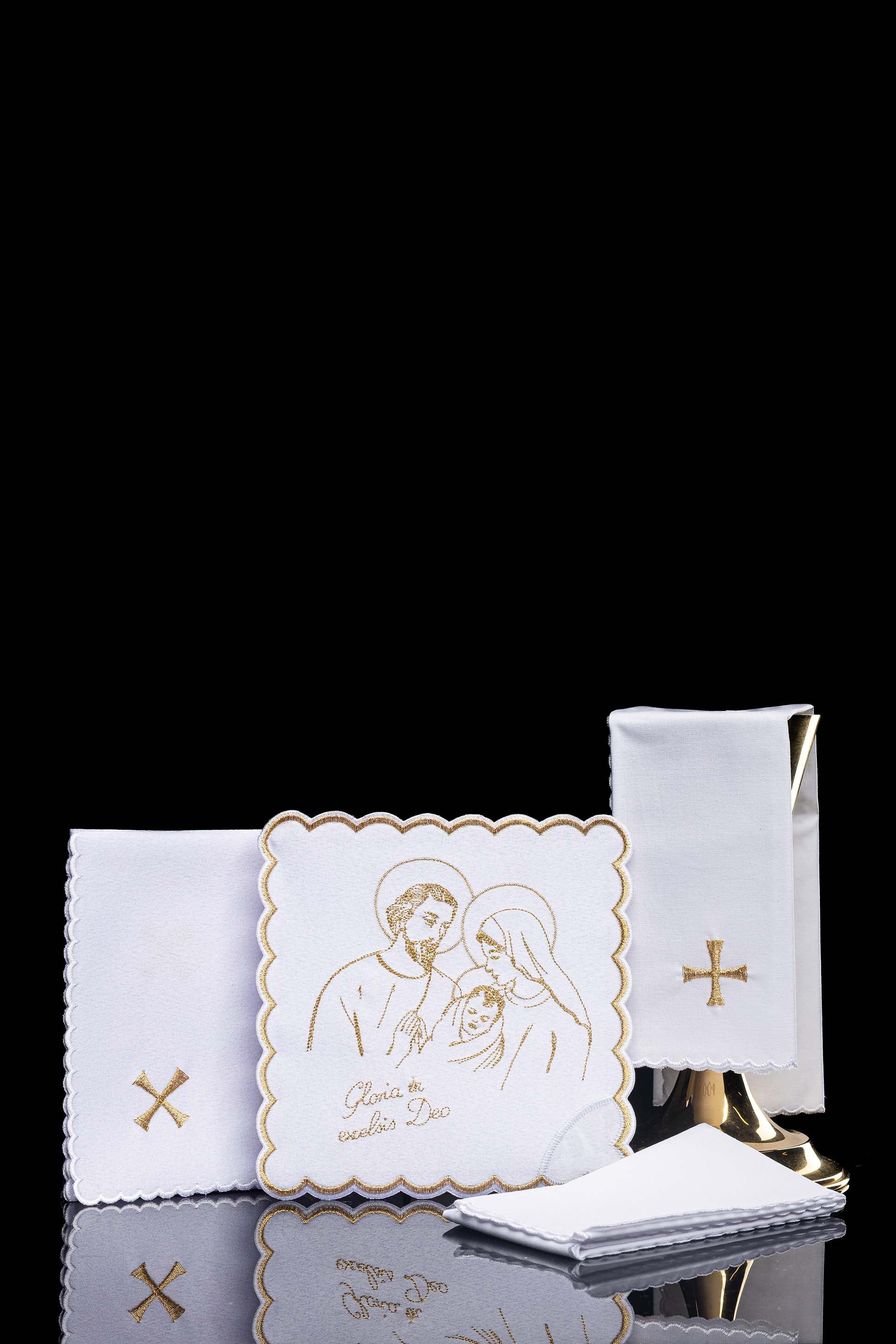 Servicio de altar con bordados dorados para Navidad