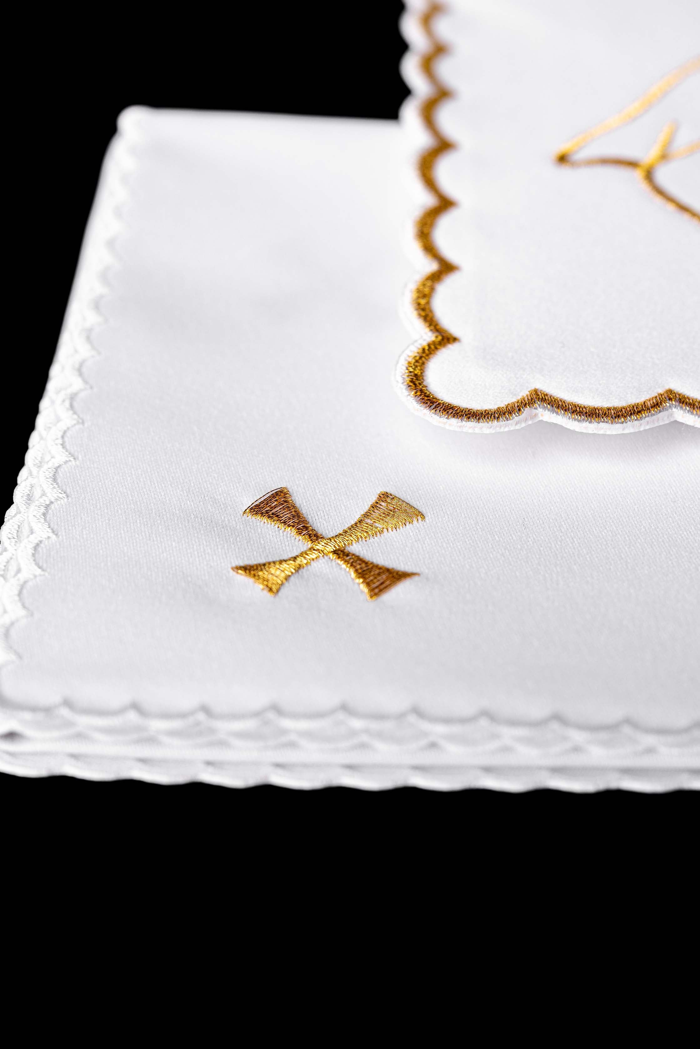 Servicio de altar con bordado de la Sagrada Familia