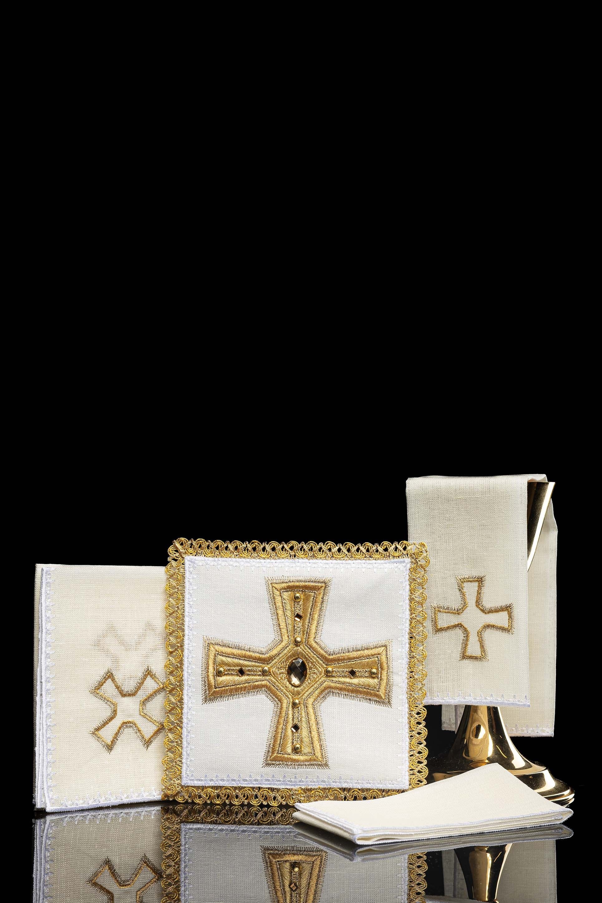Juego de altar lino ricamente bordado con Cruz y piedras