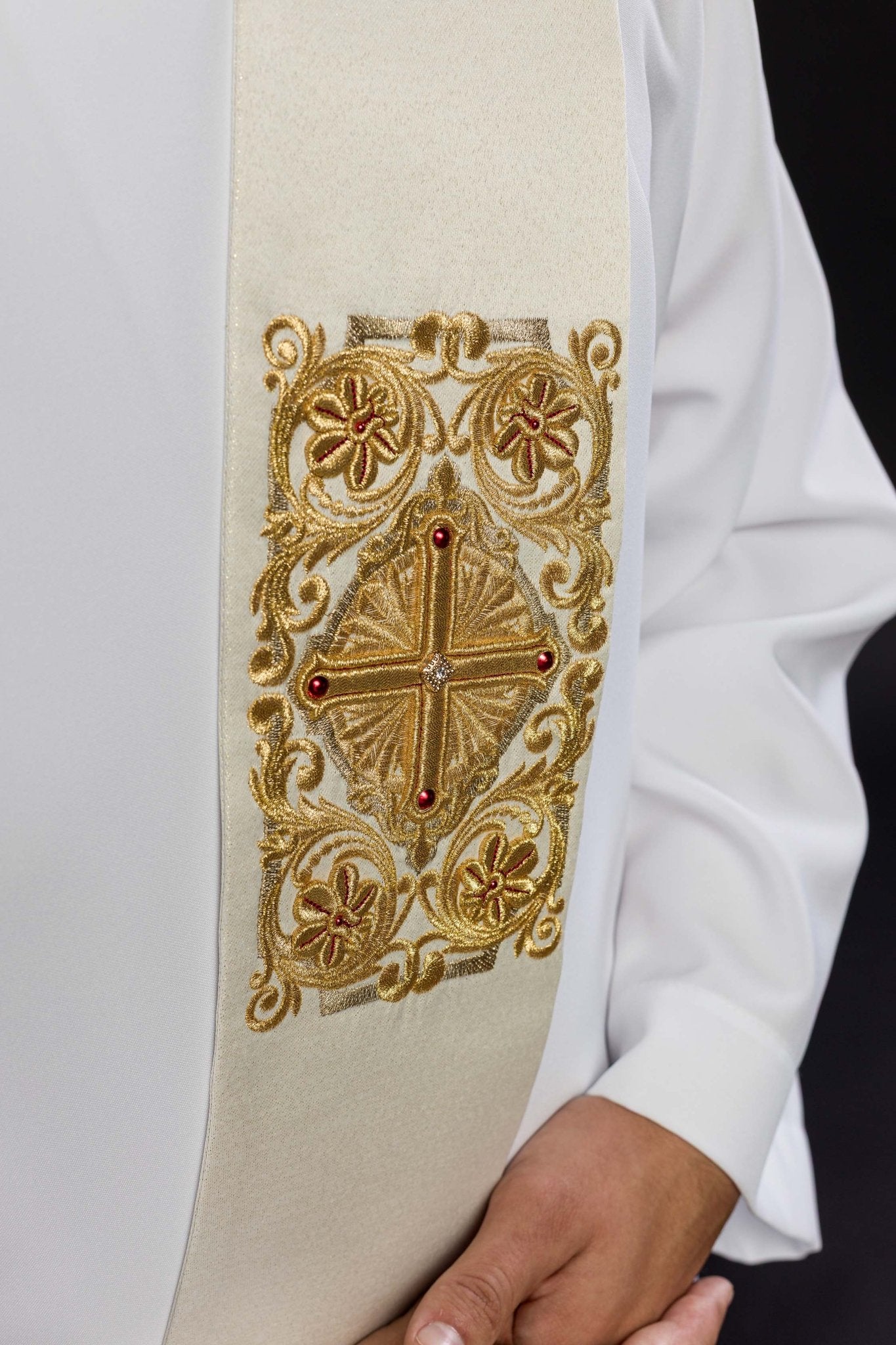 Estola diaconal oro con bordado Cruz