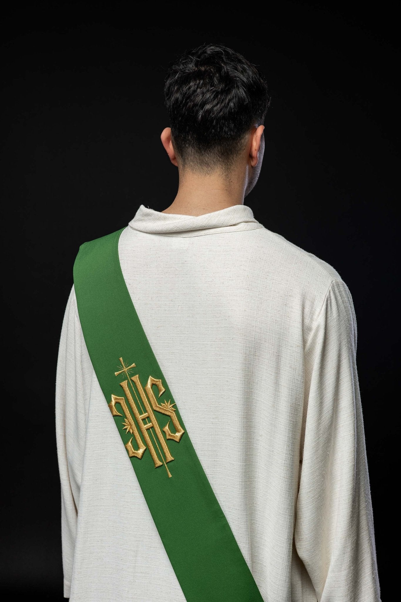 Estola diaconal verde con bordado IHS y Cruz