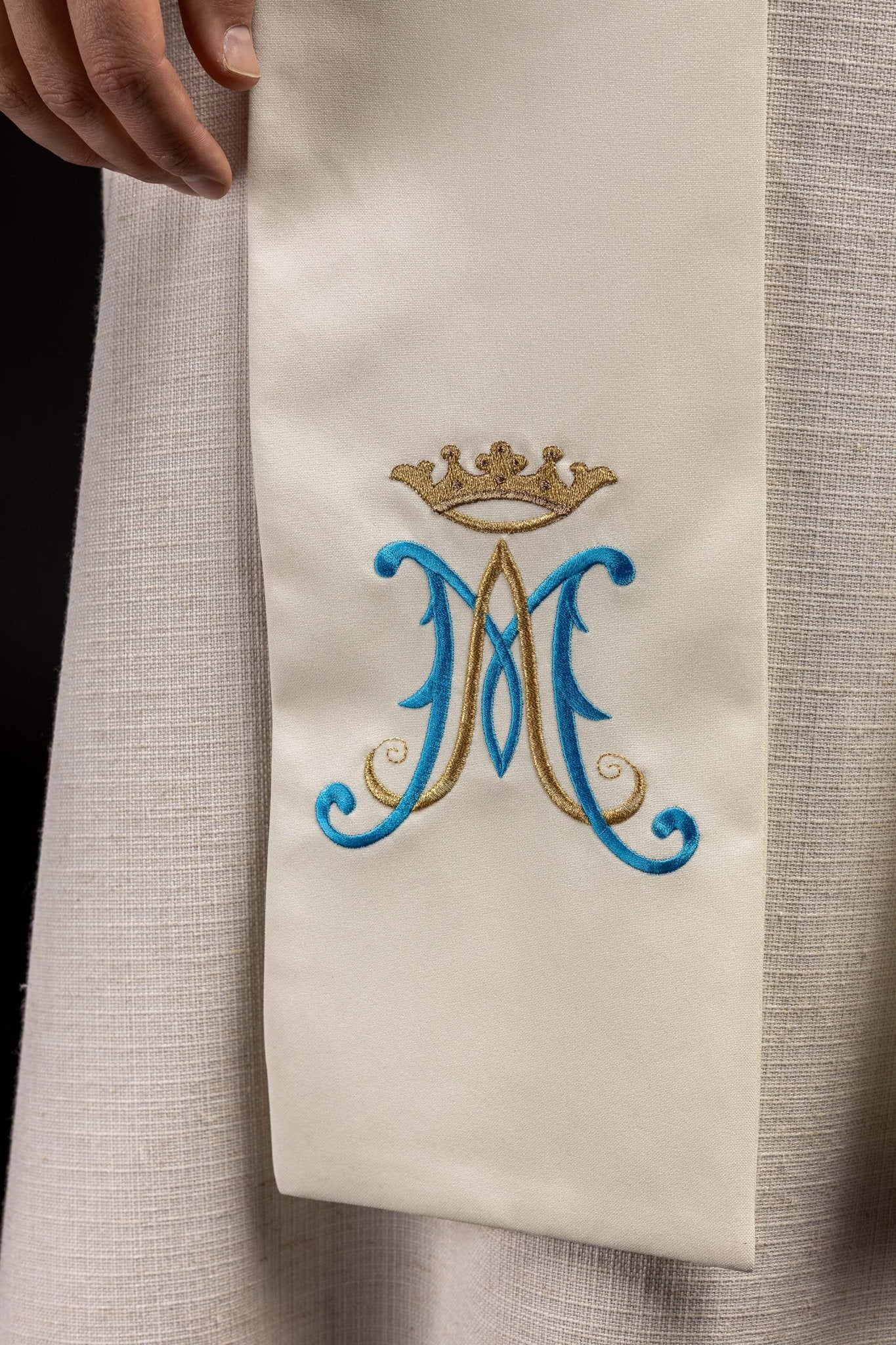 Estola marfil Mariana bordada