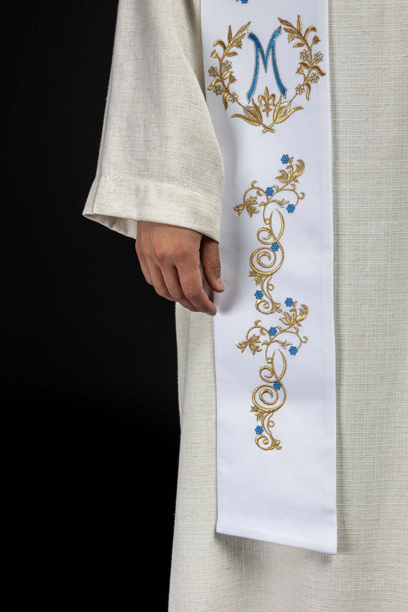 Estola mariana bordada - blanca