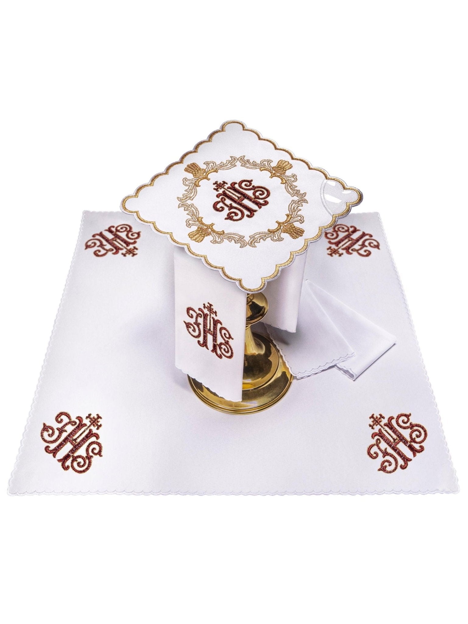Juego de altar con bordado rojo