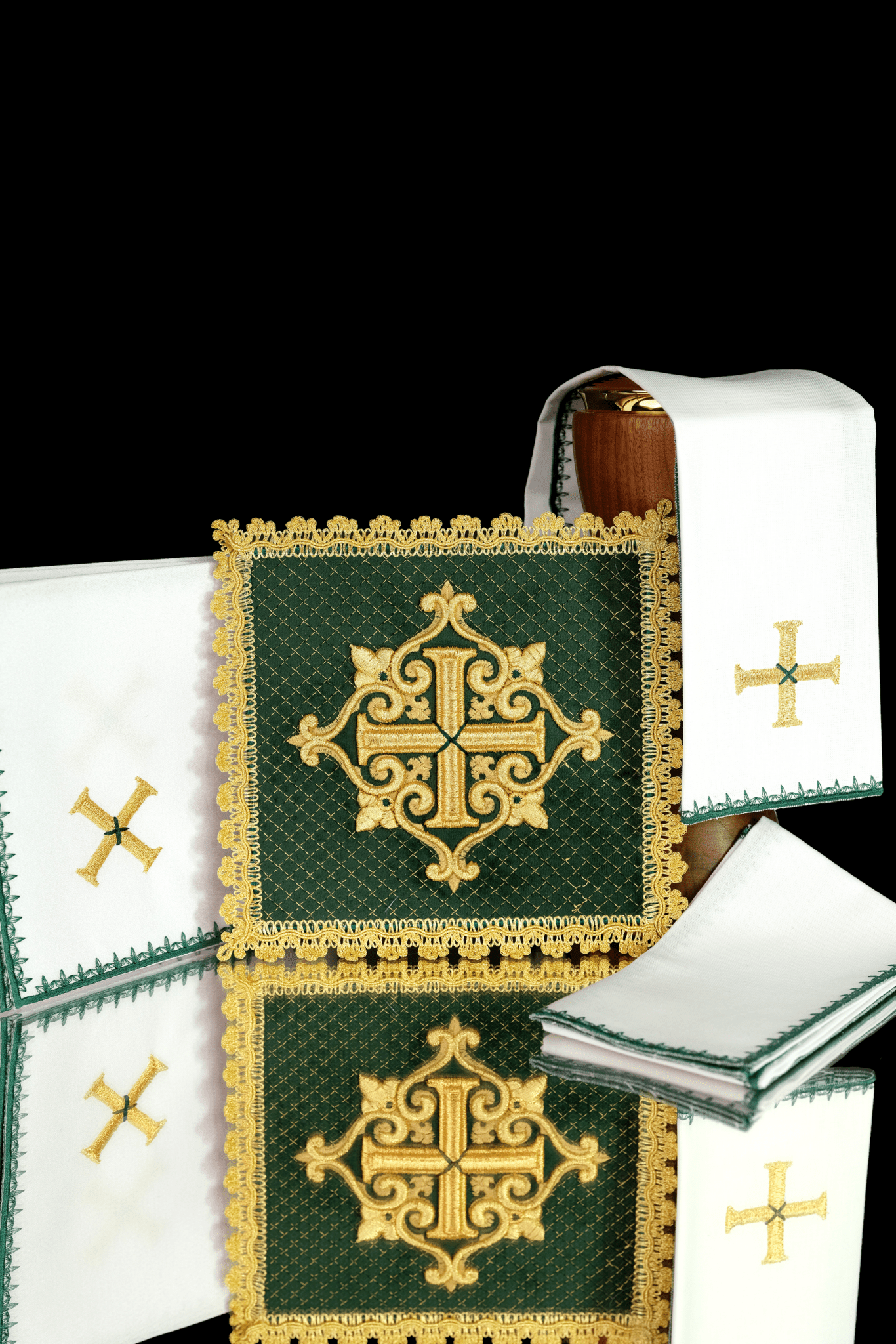 Servicio de altar con cruz bordada terciopelo verde