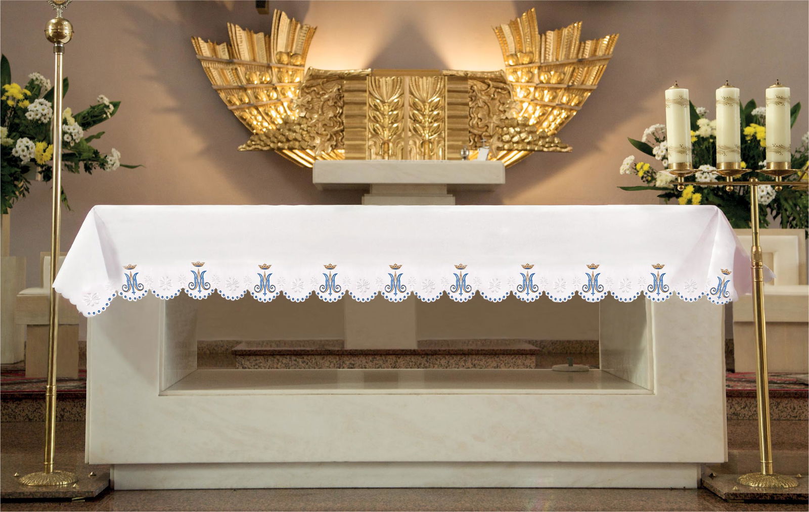 Mantel de altar con bordado frontal en motivo mariano