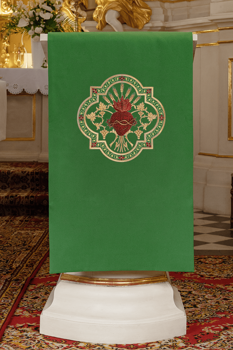 Verde cubre ambon bordado corazón de Jesús - verde