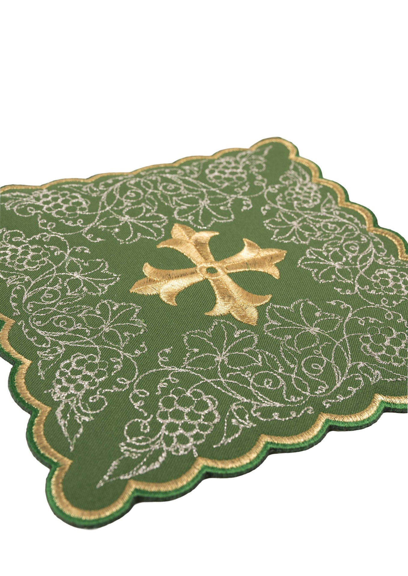 Servicio de altar bordado con motivo de cruz verde