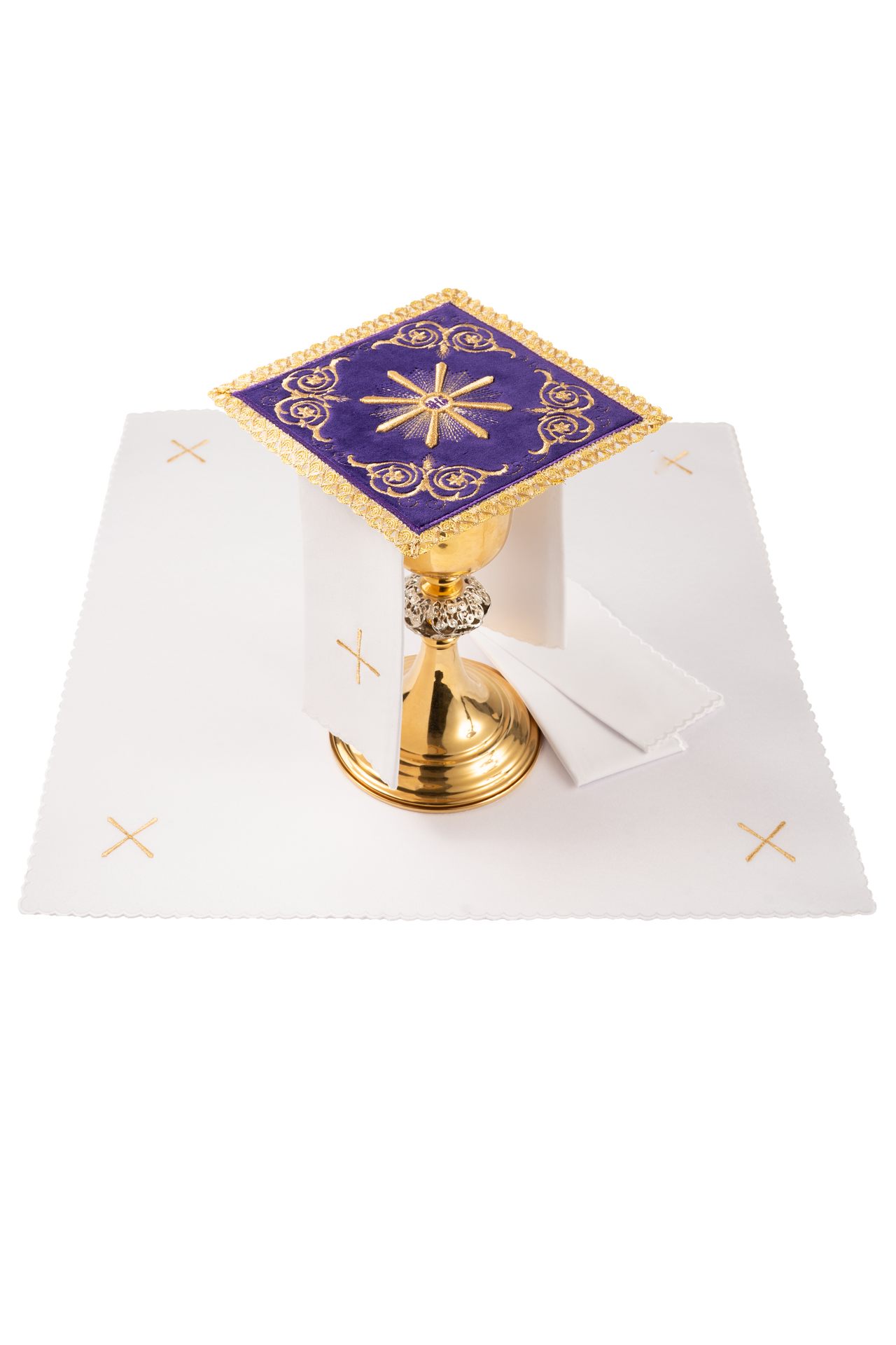 Servicio de altar bordado en terciopelo morado