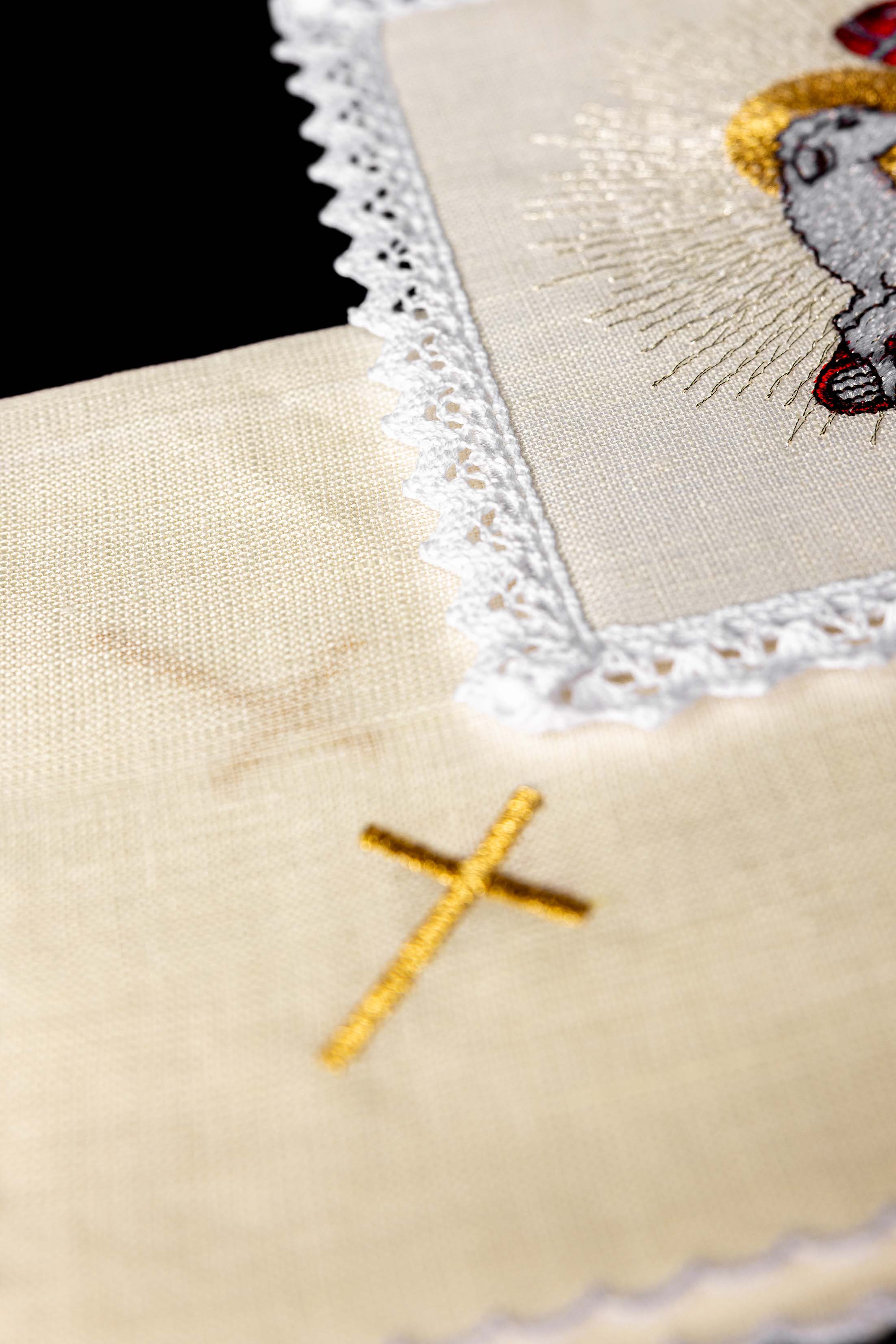 Servicio de altar lino con bordado Cordero