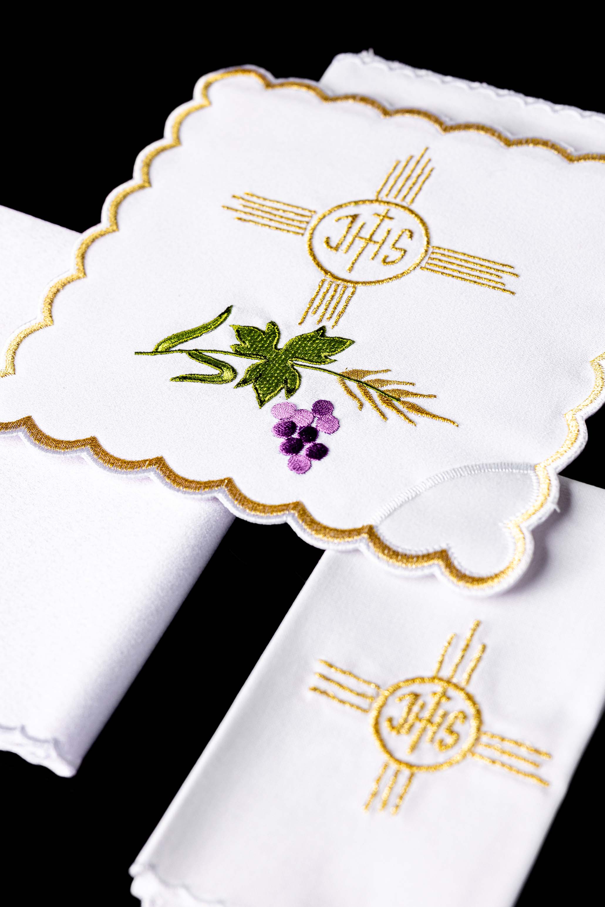 Servicio de altar bordado Cruz e IHS