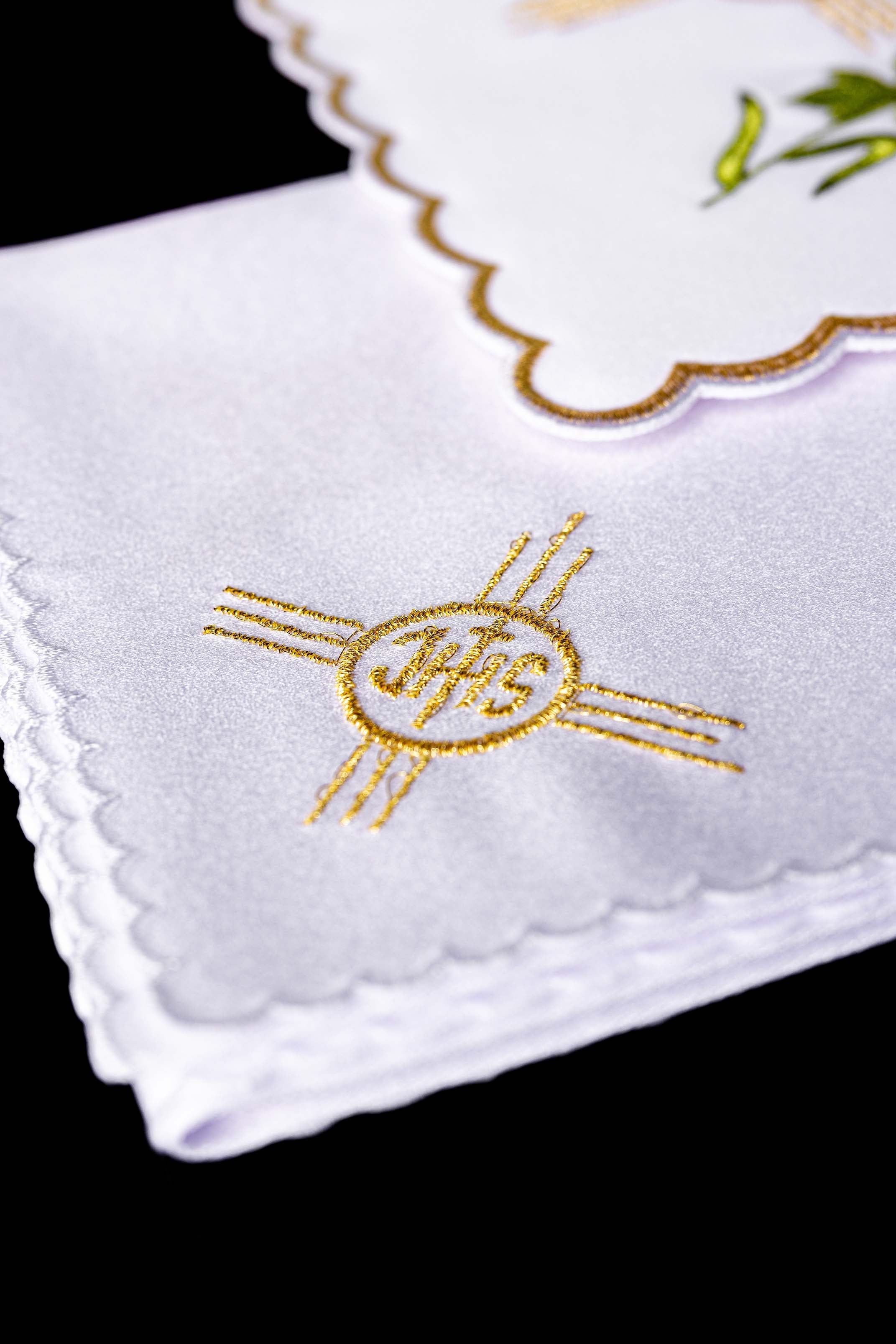 Servicio de altar bordado Cruz e IHS