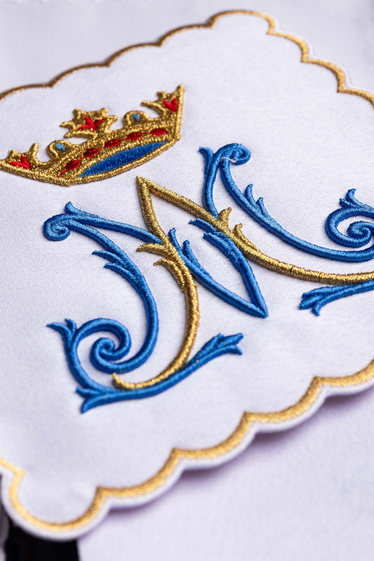 Servicio de altar bordado Mariano azul