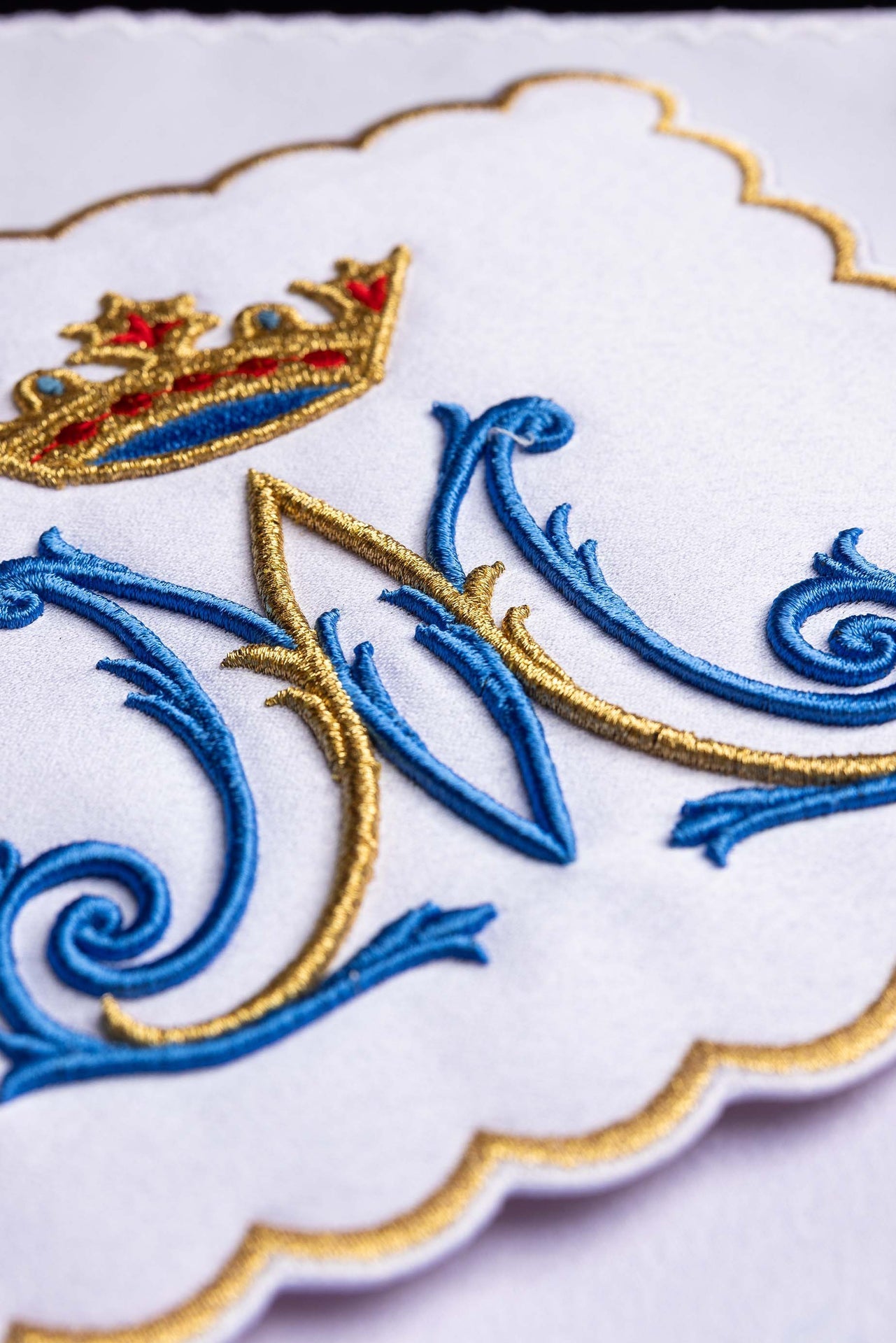 Servicio de altar bordado Mariano azul