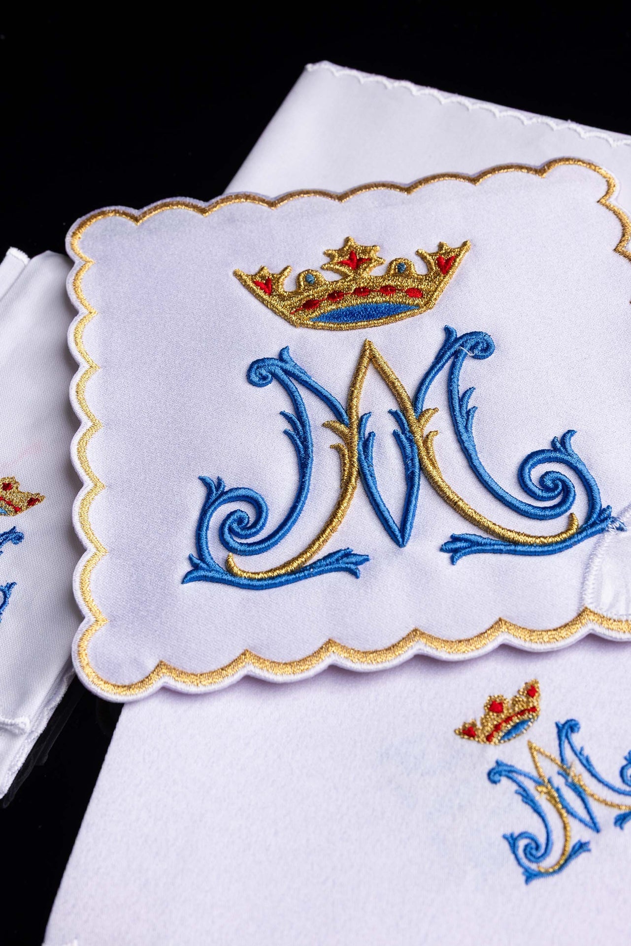 Servicio de altar bordado Mariano azul