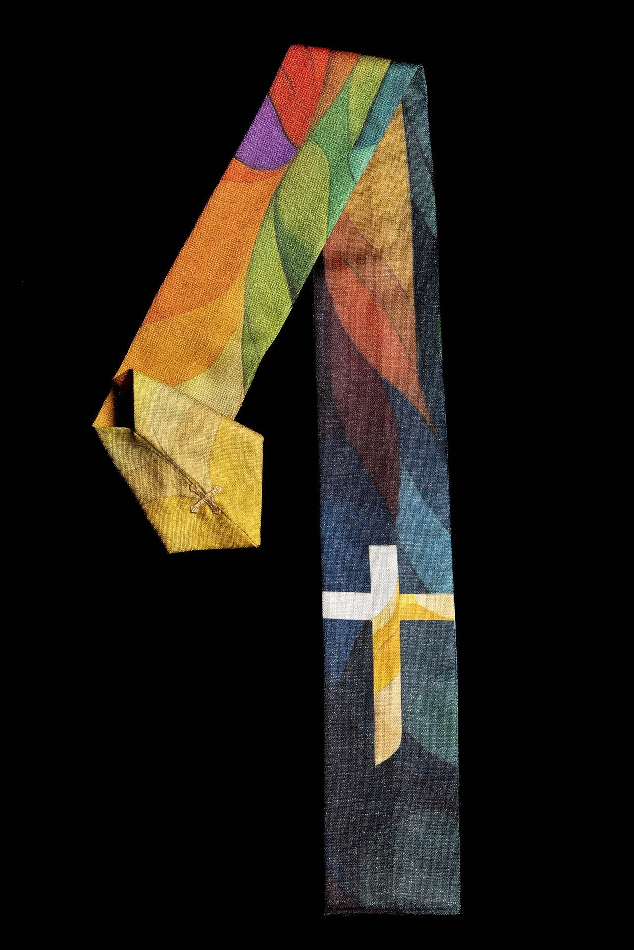 Casulla estampada multicolor con motivo de cruz