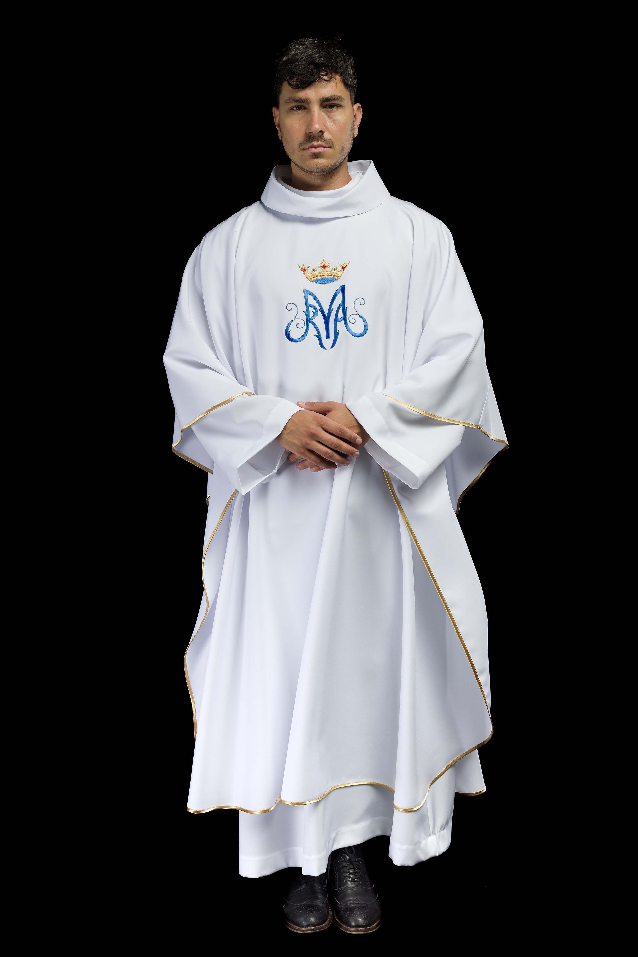 Casulla Mariana blanca con bordado