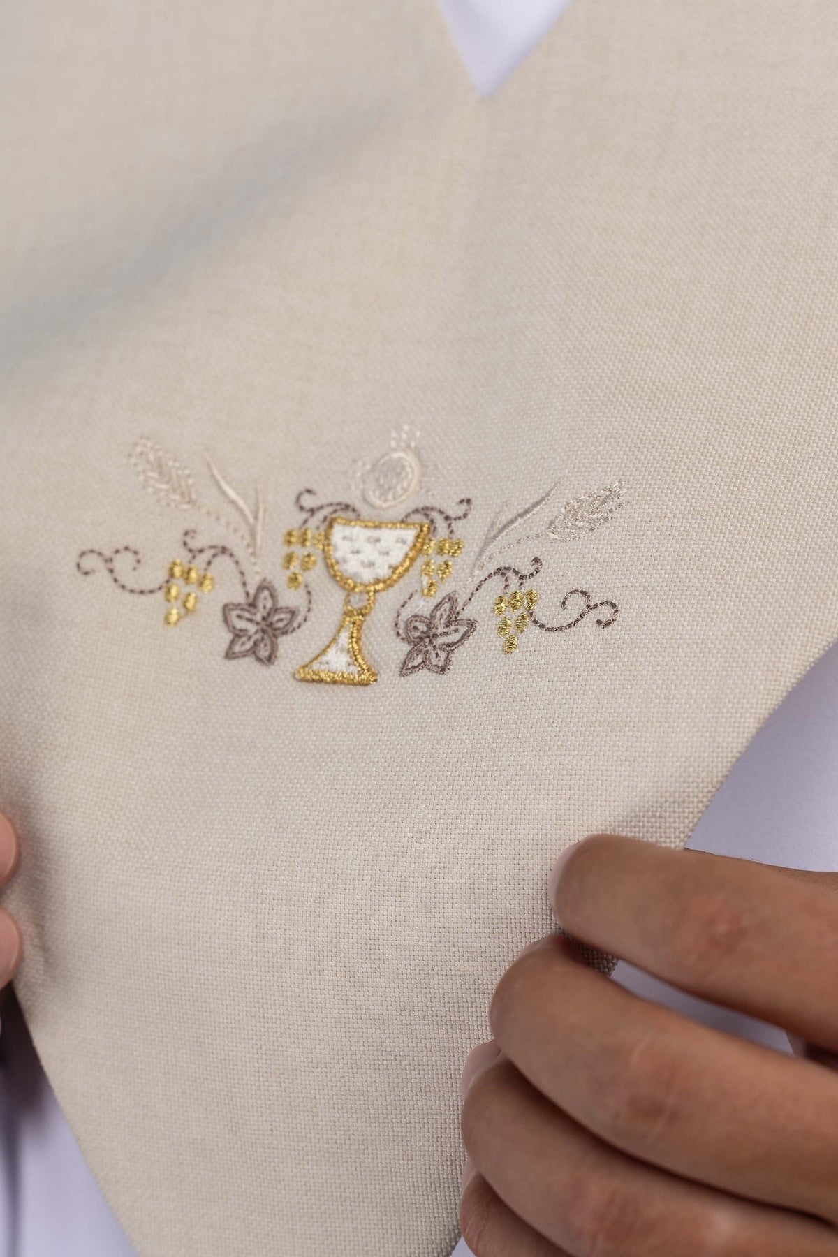 Paliusz para lector beige con bordado de cáliz eucarístico