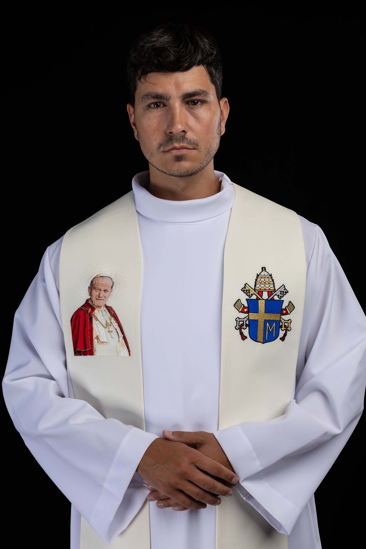Estola bordada con la imagen de Juan Pablo II, beige