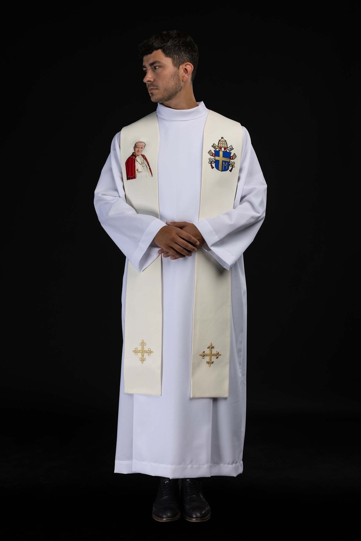 Estola bordada con la imagen de Juan Pablo II, beige