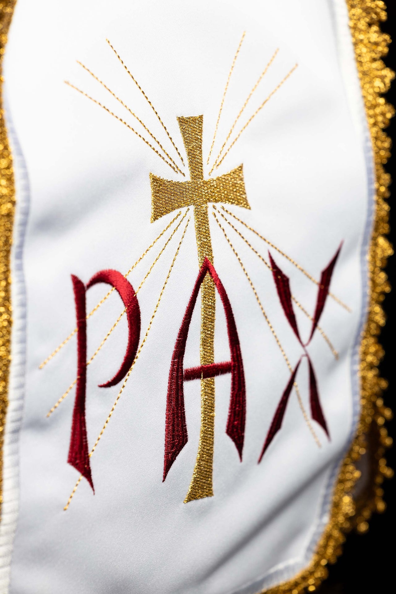 Welon na puszkę z haftem Pax
