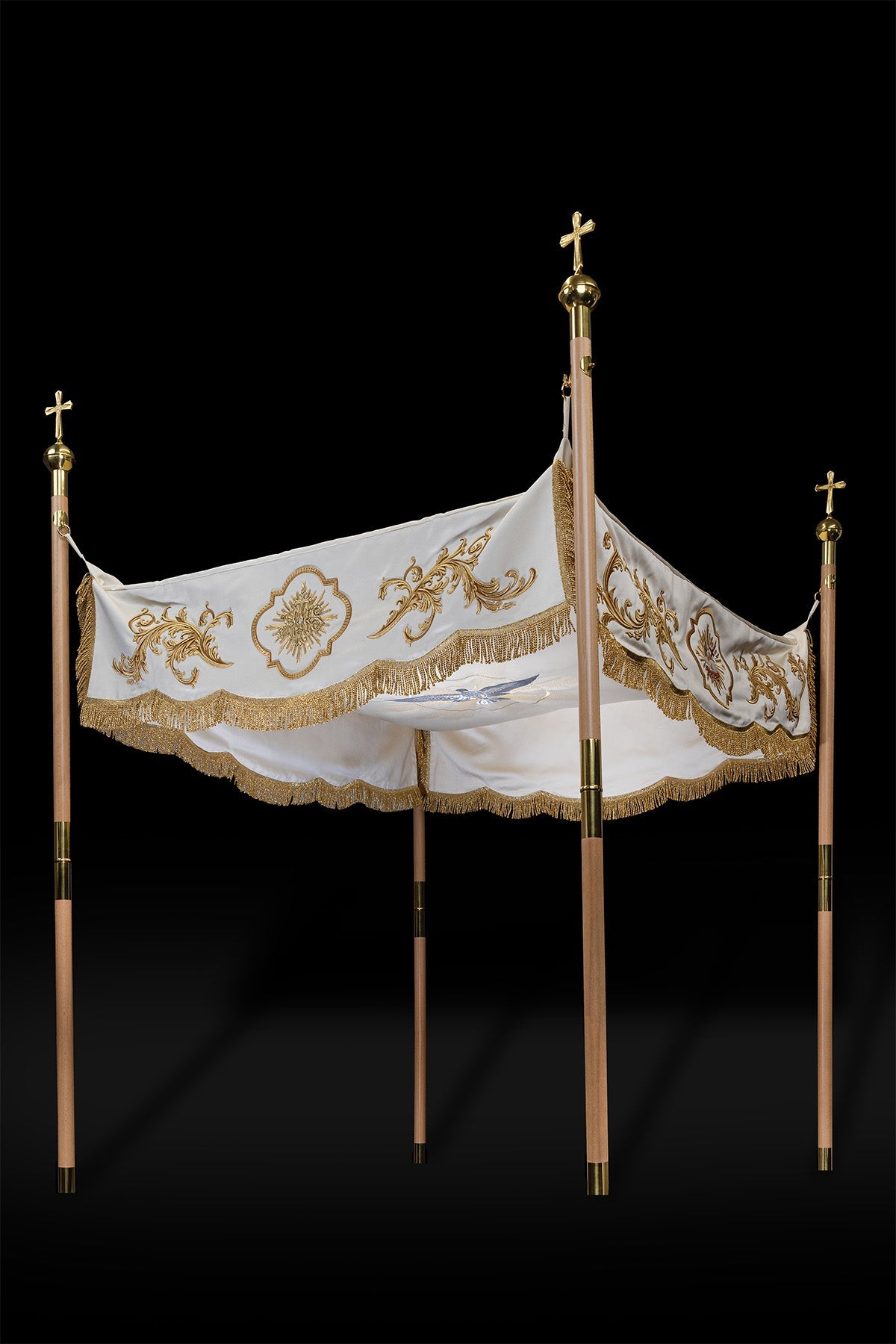 Palio procesional color marfil para Corpus Christi con bordados eucarísticos, 130 × 160 cm