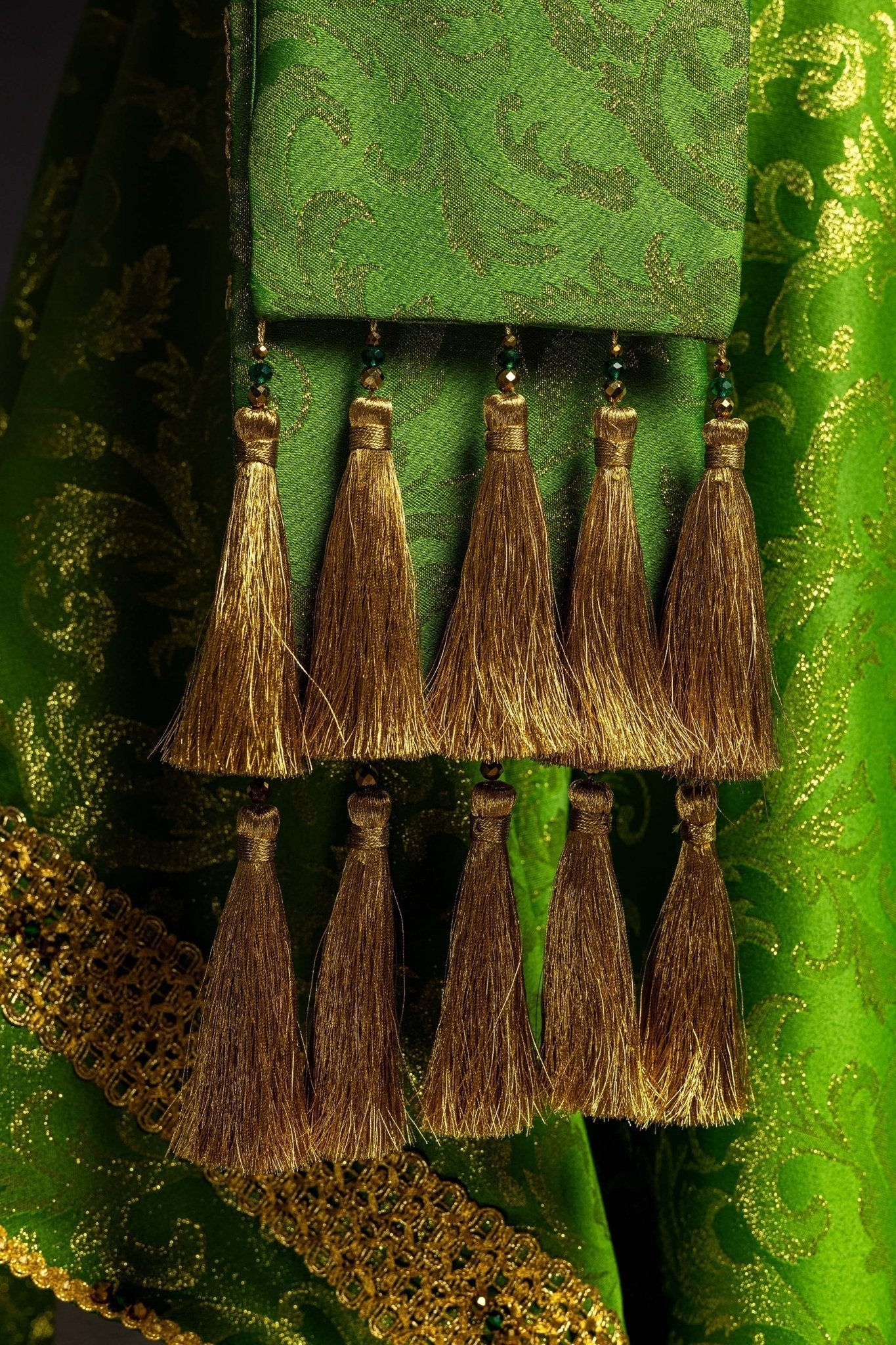 Casulla hecha a mano con piedras naturales Handmade 7010 Verde