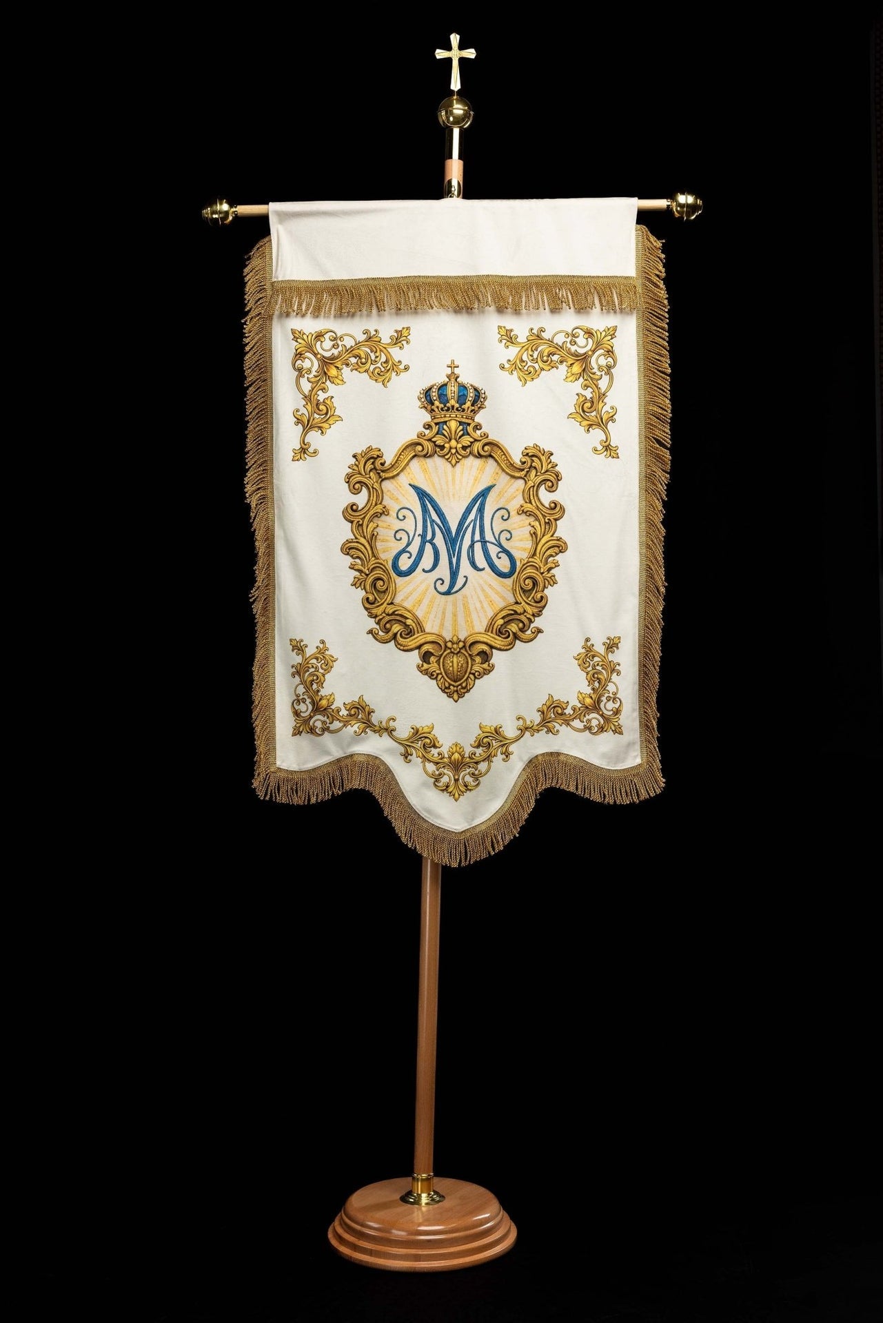 Chorągiew maryjna drukowana dwustronna z symbolem Serca i monogramem