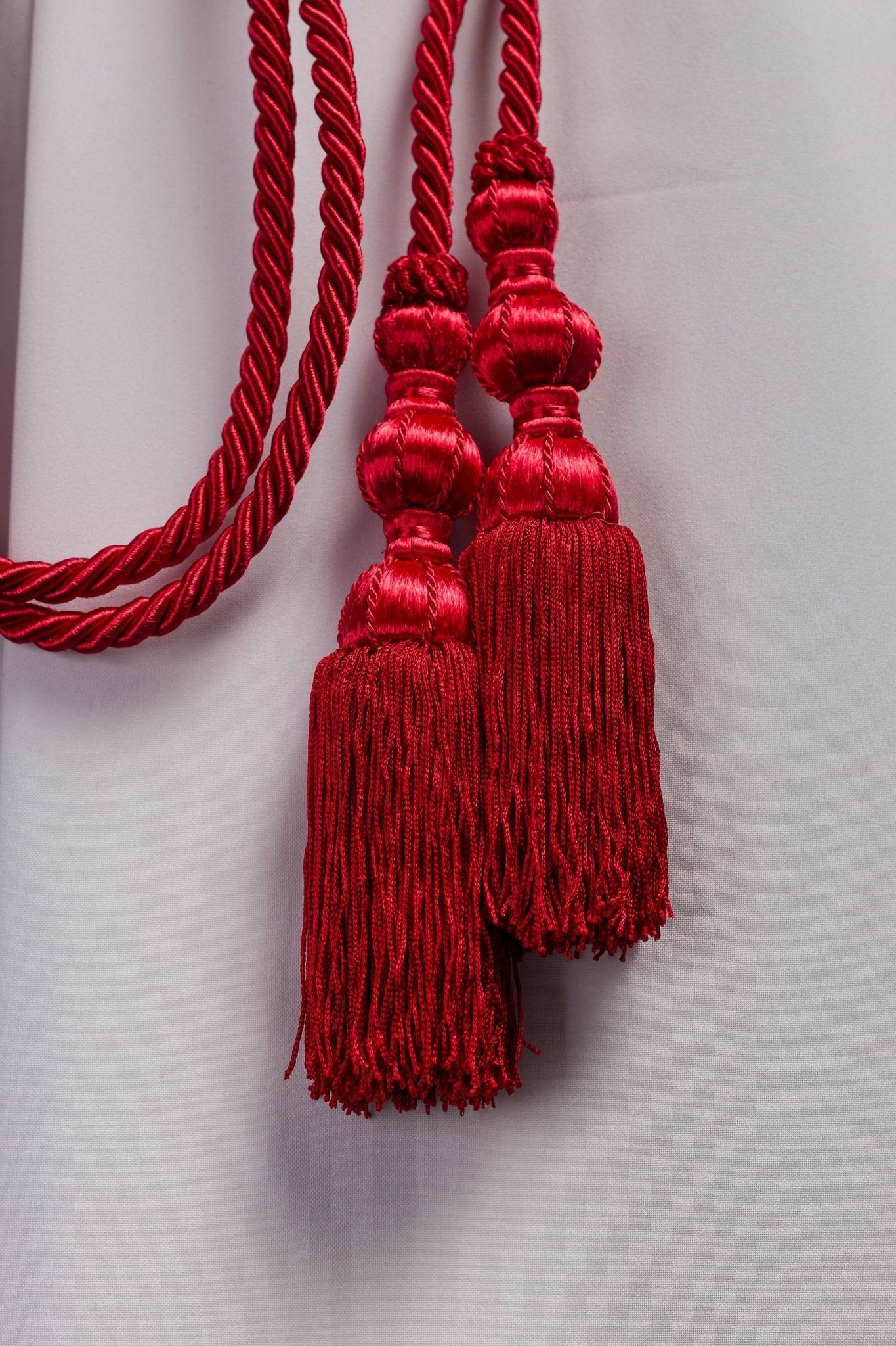 Cingulum litúrgico rojo