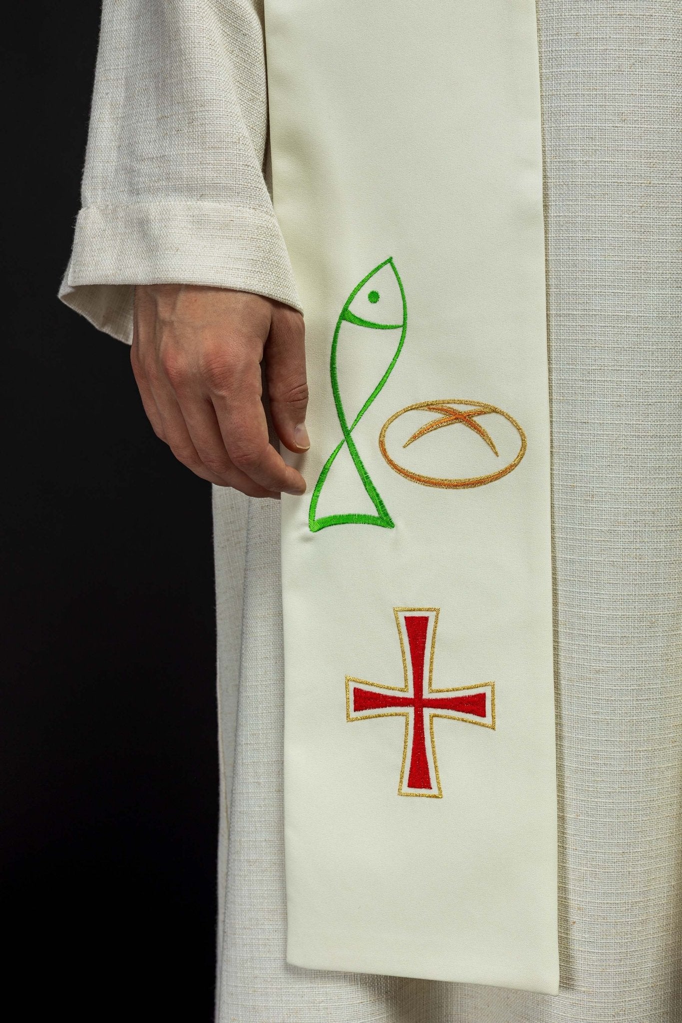 Estola marfil con bordado Cruz, Pan y Pescado