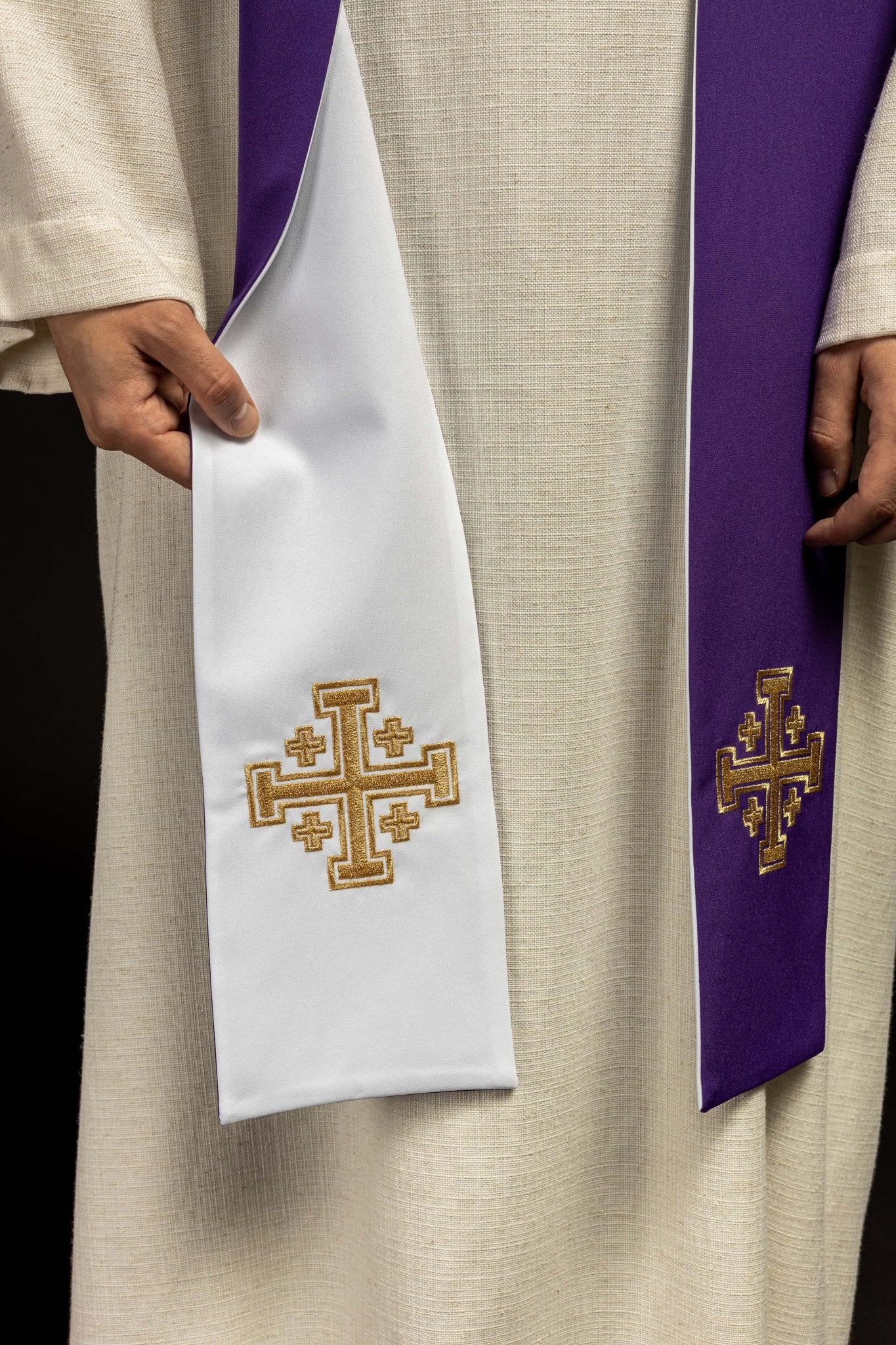 Estola reversible con Cruz de Jerusalén púrpura-blanca