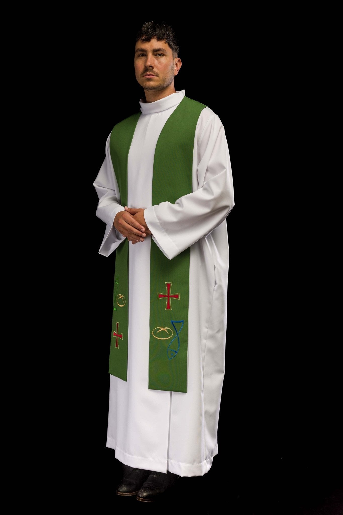 Estola verde con bordado Cruz, Pan y Pescado