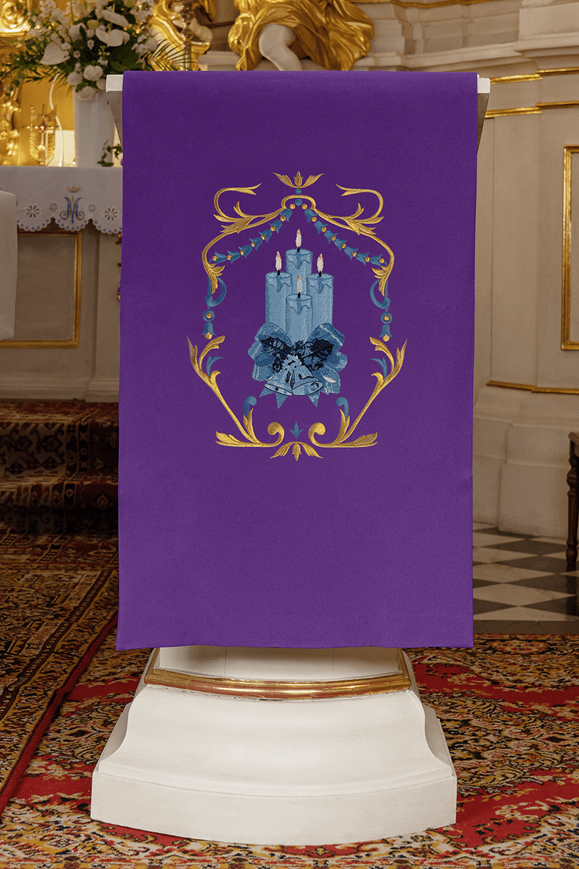 Púrpura cubre ambon de adviento con bordado Vela - morado